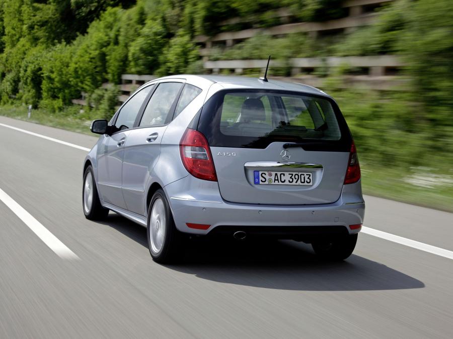  Mercedes-Benz A150 5-Door 2008 года  (фото 4 из 6)